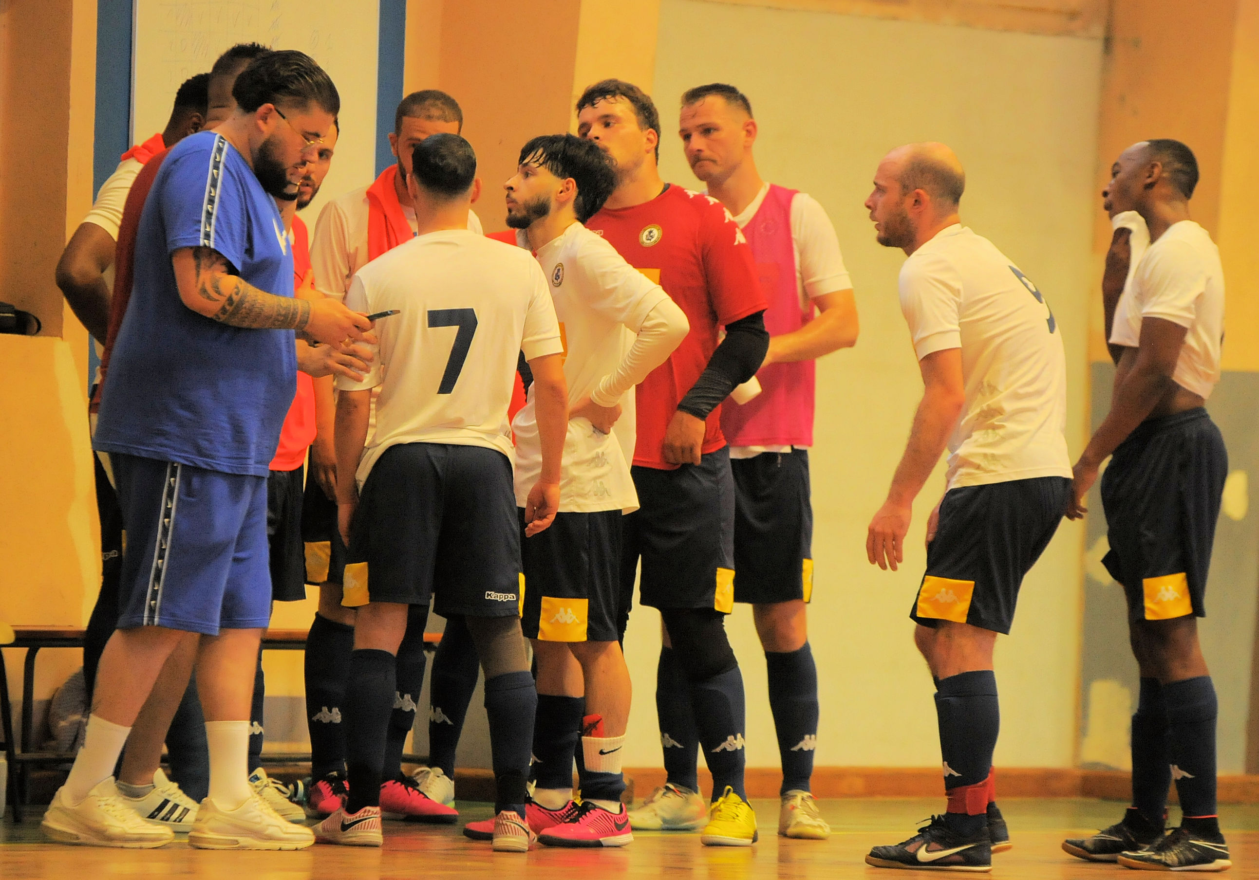 FUTSAL - Fromage et dessert pour les RESERVISTES ?